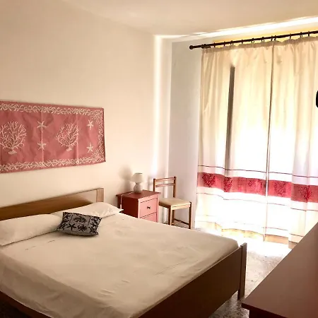 Ferienhaus Casa In Centro A Due Passi Dal Mare