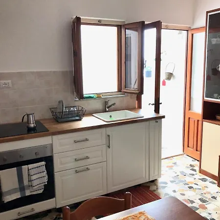 Casa In Centro A Due Passi Dal Mare Holiday home *